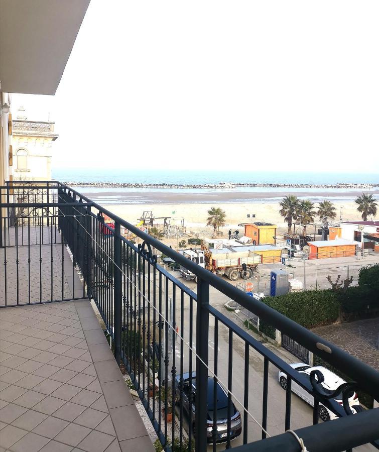 רימיני Hotel Alcazar מראה חיצוני תמונה