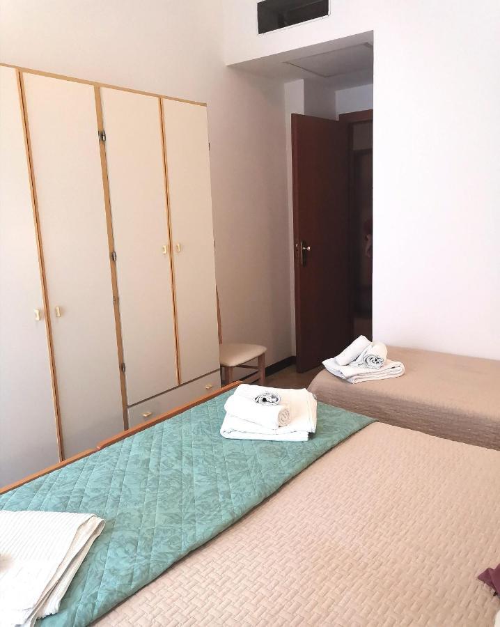 רימיני Hotel Alcazar מראה חיצוני תמונה