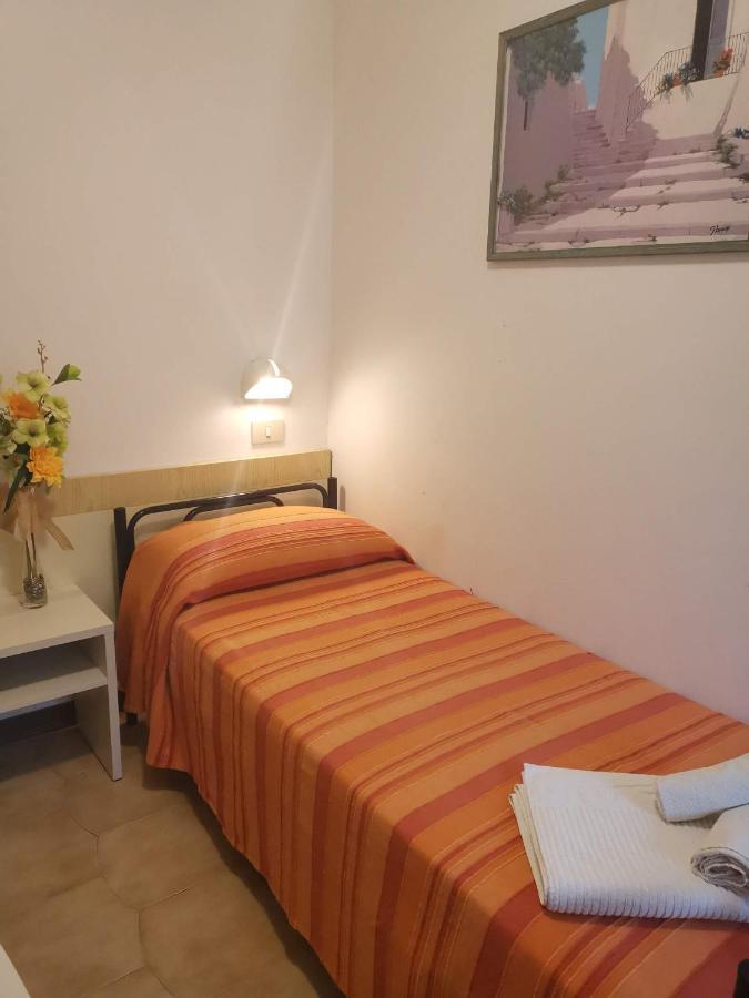 רימיני Hotel Alcazar מראה חיצוני תמונה