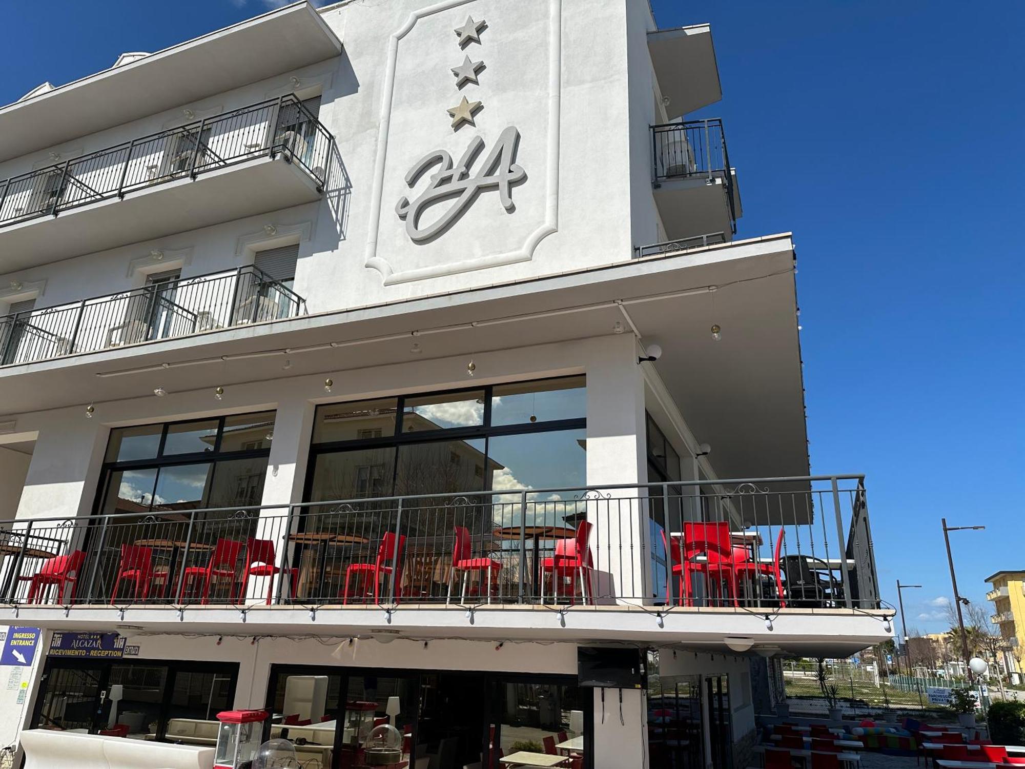 רימיני Hotel Alcazar מראה חיצוני תמונה