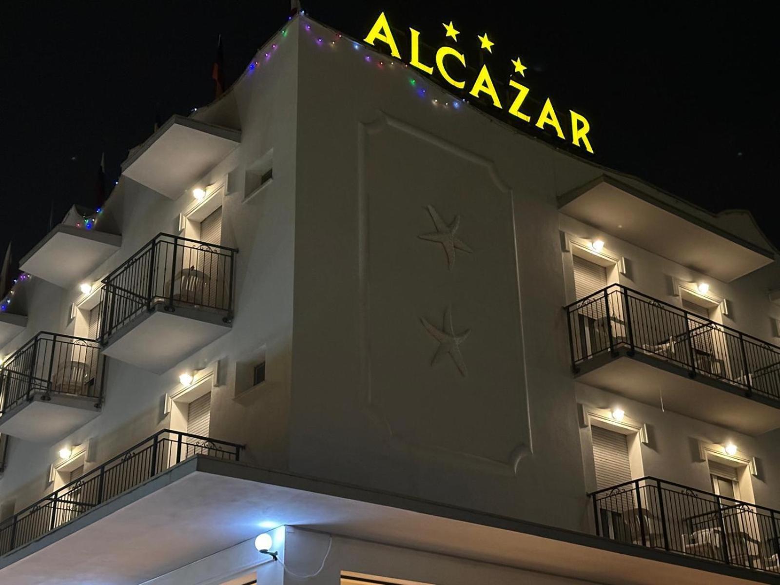 רימיני Hotel Alcazar מראה חיצוני תמונה
